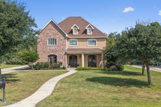 6305 Silverleaf Drive, Ocean Springs, MS 39564