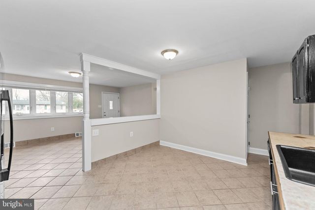 98 HOLLY DR, Trappe, PA 19426