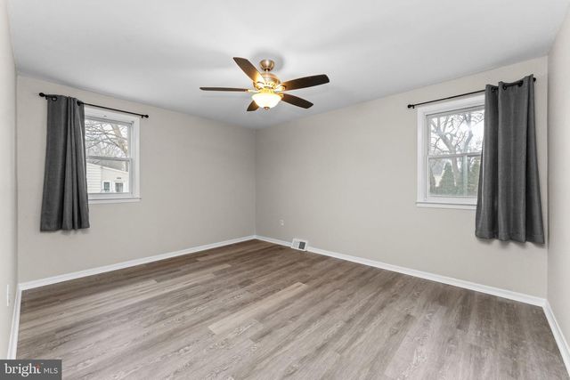 98 HOLLY DR, Trappe, PA 19426