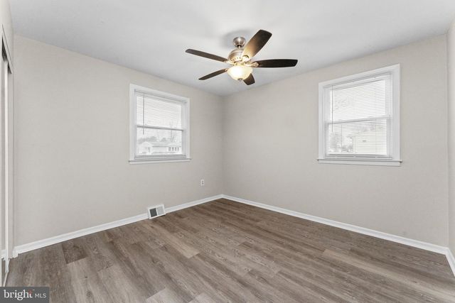 98 HOLLY DR, Trappe, PA 19426