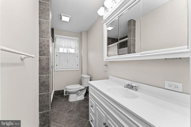 98 HOLLY DR, Trappe, PA 19426