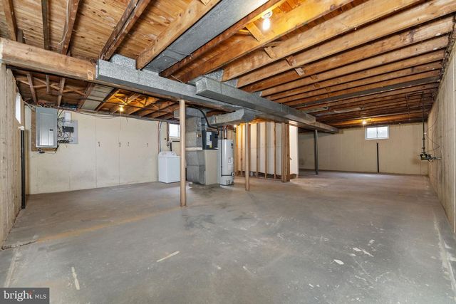 98 HOLLY DR, Trappe, PA 19426