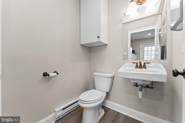 98 HOLLY DR, Trappe, PA 19426