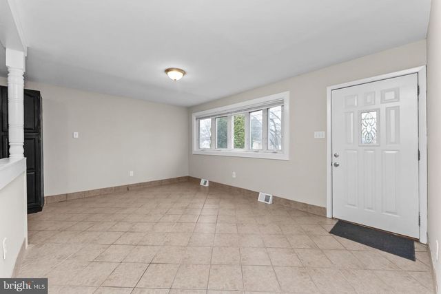 98 HOLLY DR, Trappe, PA 19426