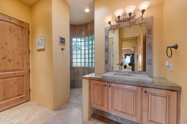 3288 E Camino Juan Paisano, Tucson, AZ 85718