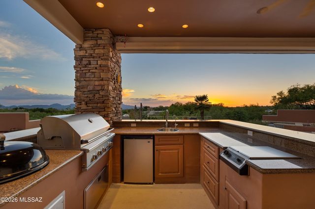 3288 E Camino Juan Paisano, Tucson, AZ 85718