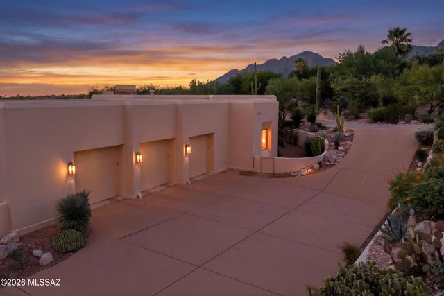 3288 E Camino Juan Paisano, Tucson, AZ 85718