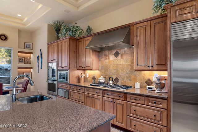 3288 E Camino Juan Paisano, Tucson, AZ 85718