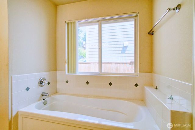 6401 60th Street W, University Place, WA 98467