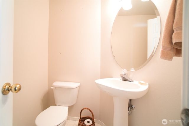 6401 60th Street W, University Place, WA 98467