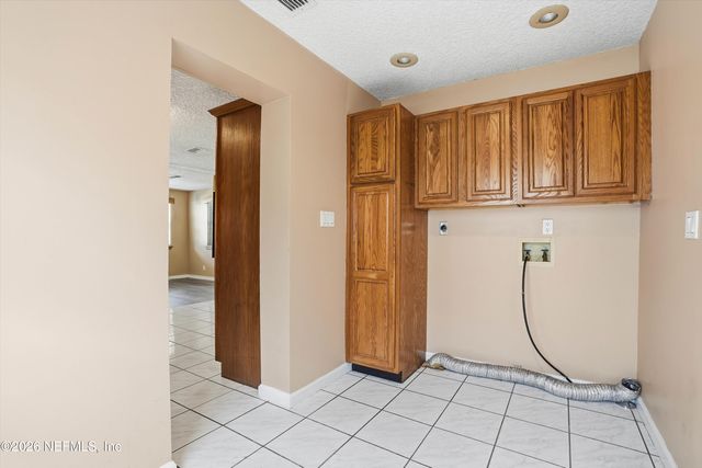 1736 LAKEWOOD Road, Jacksonville, FL 32207