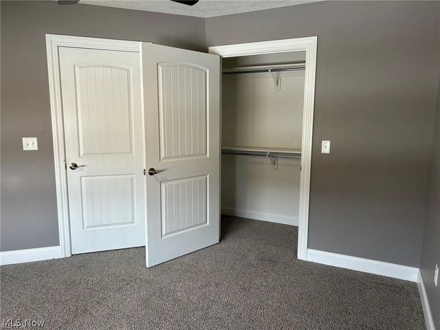 937 Crockett Circle, Canal Fulton, OH 44614