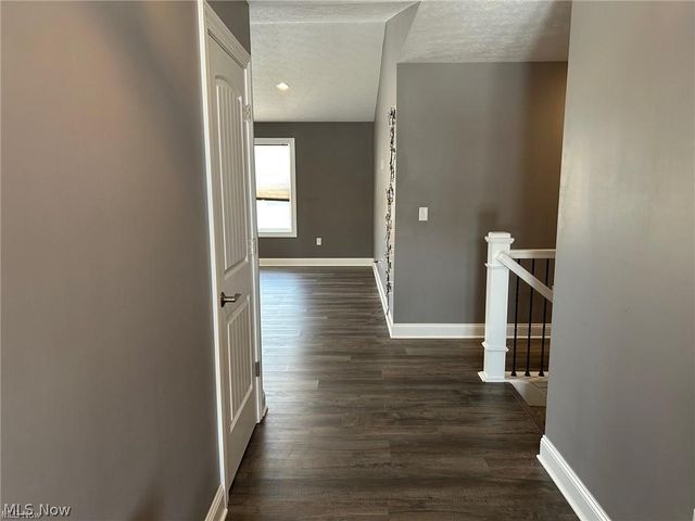 937 Crockett Circle, Canal Fulton, OH 44614