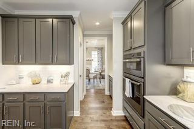 158 Long Cove DR, Suffolk, VA 23435