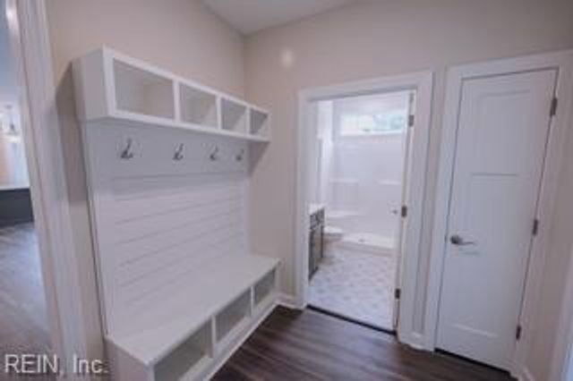 158 Long Cove DR, Suffolk, VA 23435