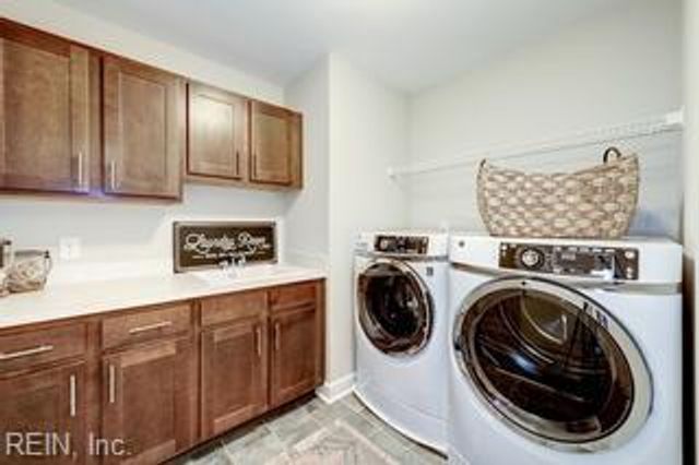 158 Long Cove DR, Suffolk, VA 23435