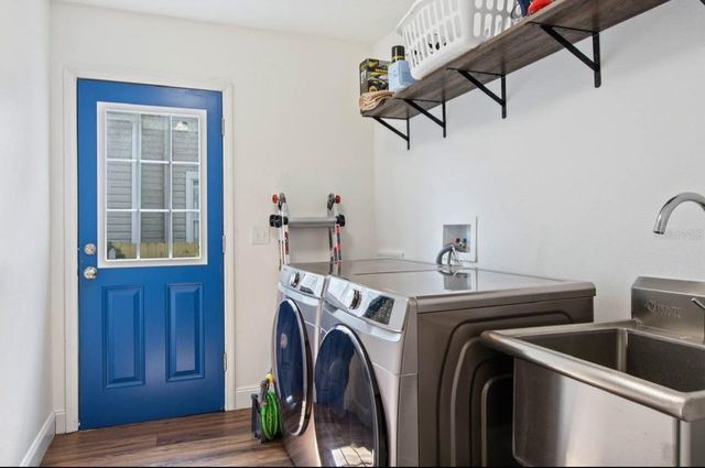 2330 W SAINT LOUIS STREET, Tampa, FL 33607