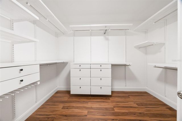 2330 W SAINT LOUIS STREET, Tampa, FL 33607