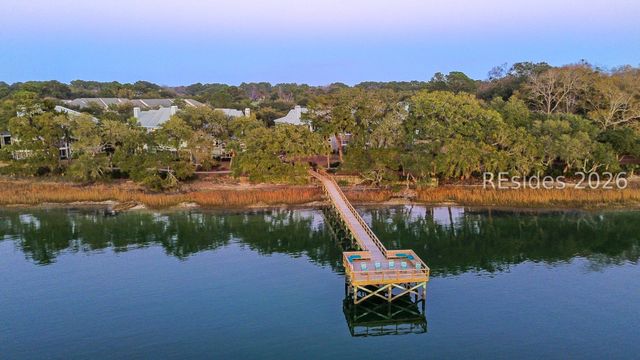 71 Skull Creek Dr Apt B103, Hilton Head Island, SC 29926