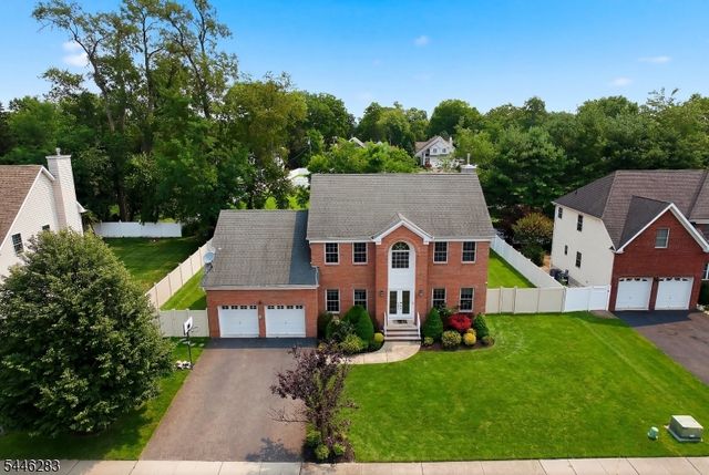 9 Trista Way, South Plainfield Boro, NJ 07080