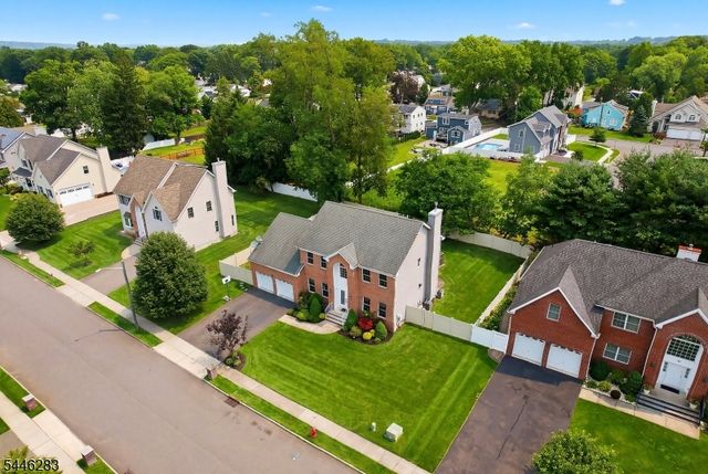 9 Trista Way, South Plainfield Boro, NJ 07080