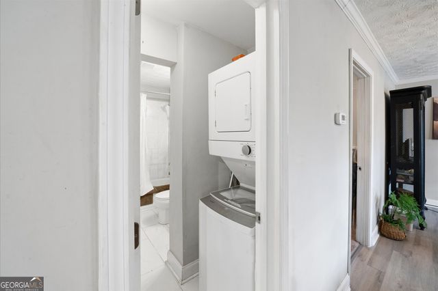 2899 Hall Drive SE, Smyrna, GA 30082