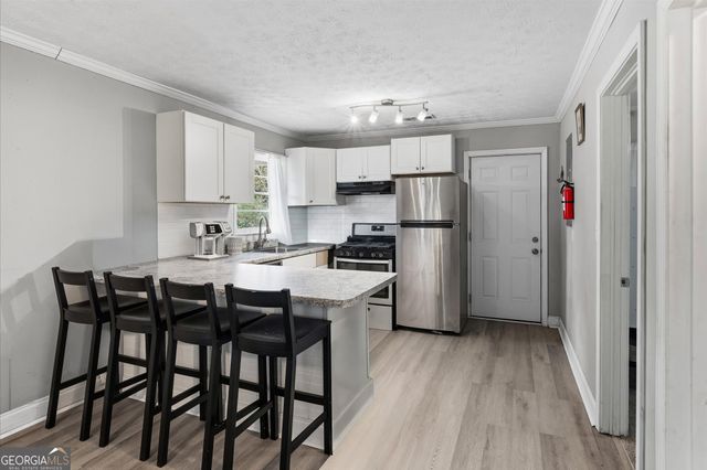 2899 Hall Drive SE, Smyrna, GA 30082