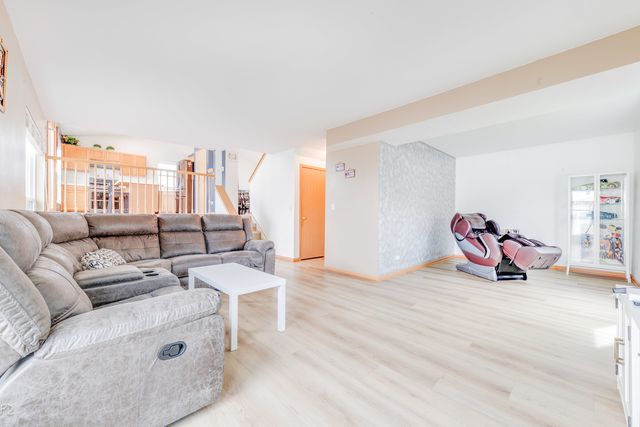 579 Rebecca Lane, Bolingbrook, IL 60440