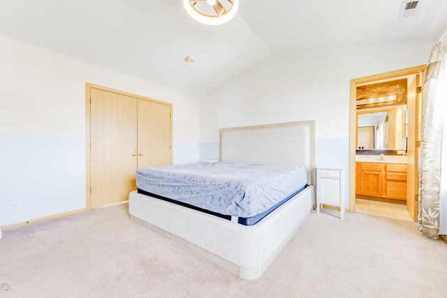 579 Rebecca Lane, Bolingbrook, IL 60440