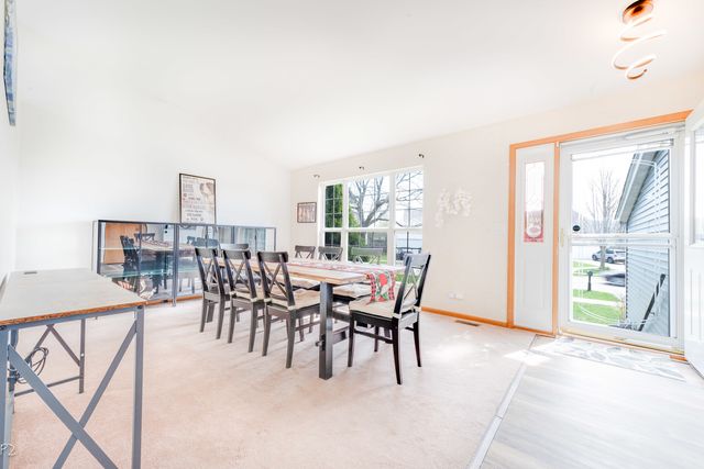 579 Rebecca Lane, Bolingbrook, IL 60440