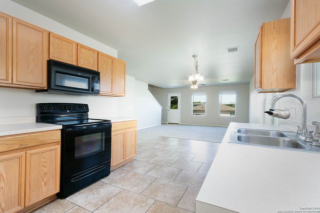 5124 BROOKLINE, Schertz, TX 78108