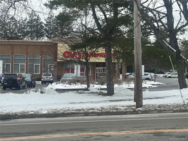 1217 25A N, Smithtown, NY 11787