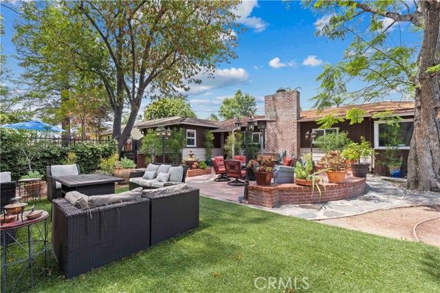 13405 Tiara Street, Los Angeles, CA 91401