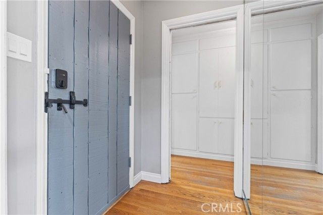 13405 Tiara Street, Los Angeles, CA 91401