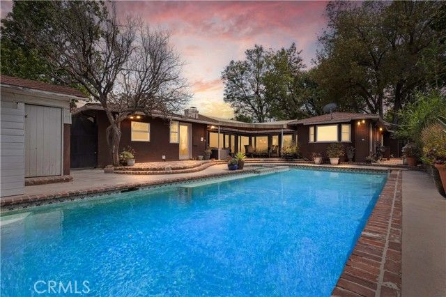 13405 Tiara Street, Los Angeles, CA 91401