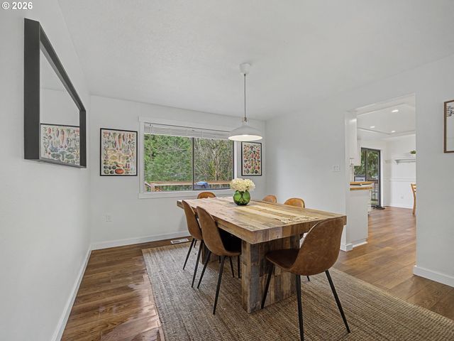 4355 Se 10TH Dr, Gresham, OR 97080