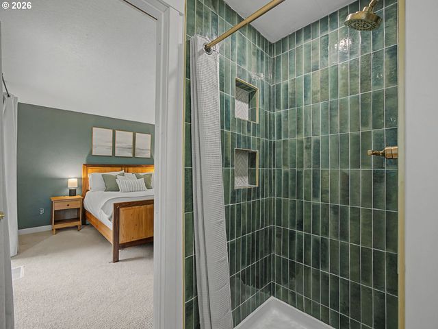 4355 Se 10TH Dr, Gresham, OR 97080