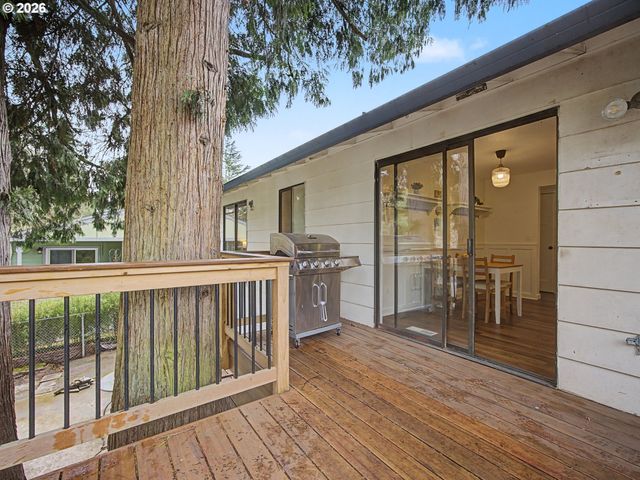 4355 Se 10TH Dr, Gresham, OR 97080