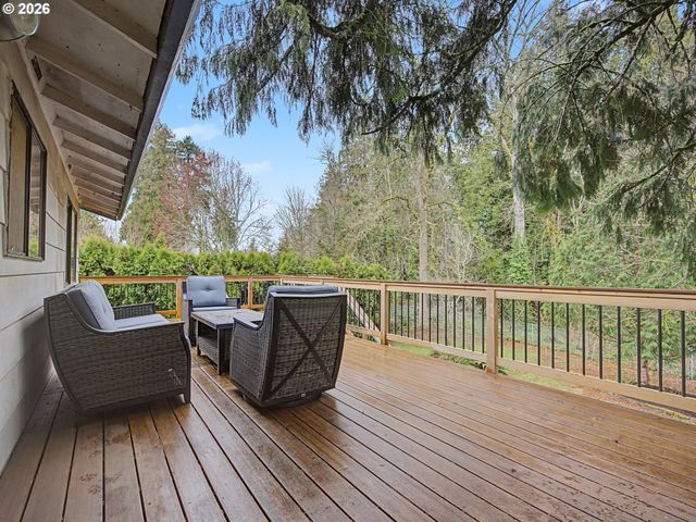 4355 Se 10TH Dr, Gresham, OR 97080