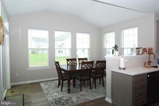6 MAYFAIR CT, Lumberton, NJ 08048