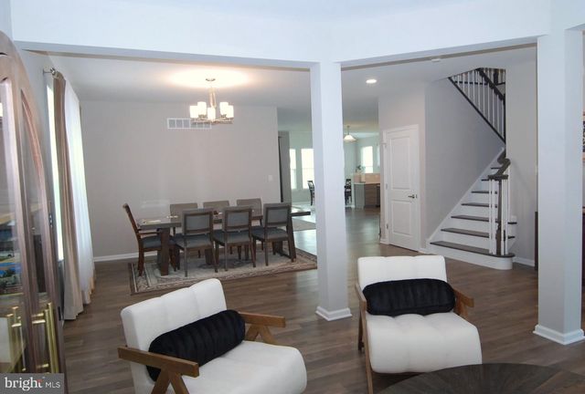 6 MAYFAIR CT, Lumberton, NJ 08048