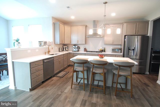 6 MAYFAIR CT, Lumberton, NJ 08048