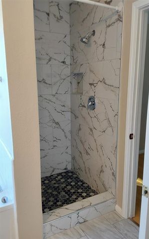 13726 Rocky Bluff Drive, Houston, TX 77085