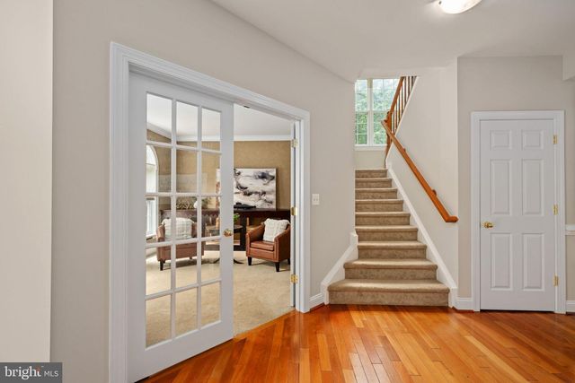 564 GENTLE BREEZE CIR, Fredericksburg, VA 22406