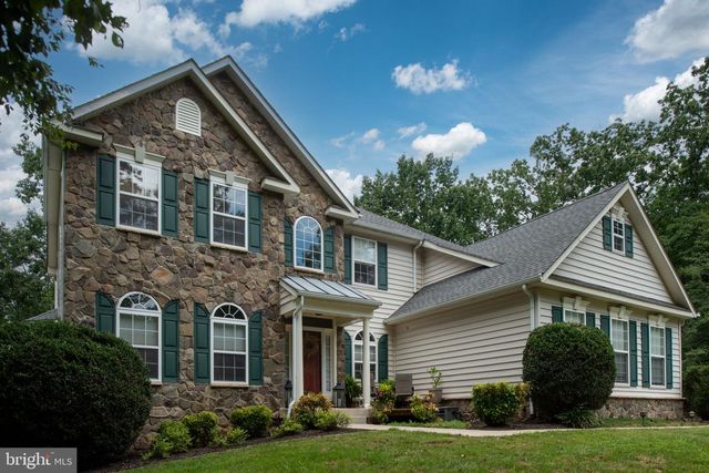 564 GENTLE BREEZE CIR, Fredericksburg, VA 22406