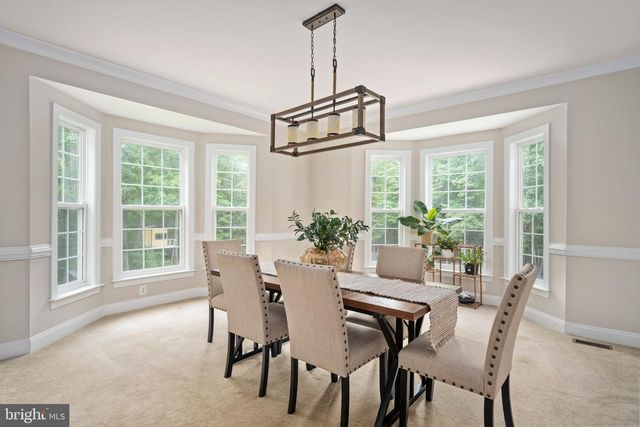564 GENTLE BREEZE CIR, Fredericksburg, VA 22406