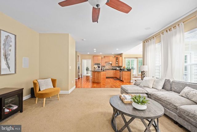 564 GENTLE BREEZE CIR, Fredericksburg, VA 22406