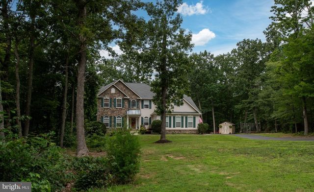 564 GENTLE BREEZE CIR, Fredericksburg, VA 22406