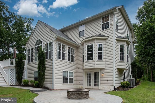 564 GENTLE BREEZE CIR, Fredericksburg, VA 22406