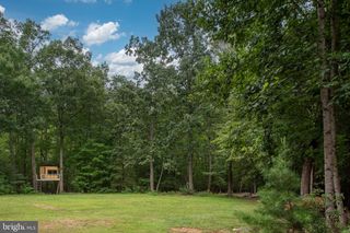 564 GENTLE BREEZE CIR, Fredericksburg, VA 22406